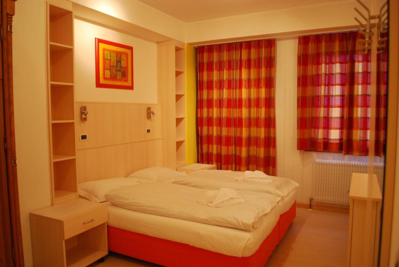 Chalet Helen Arabba Room photo
